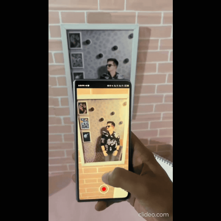 AI Scannable Frame - Unique Gift Idea